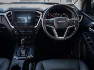 Isuzu D-Max 1.9TD double cab LS auto - Image 12
