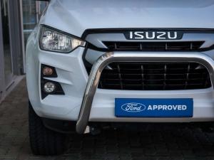 Isuzu D-Max 1.9TD double cab LS auto - Image 4
