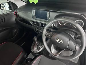 Hyundai Grand i10 1.2 Premium hatch - Image 10