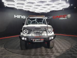 Toyota Land Cruiser 79 2.8GD-6 double cab auto - Image 2