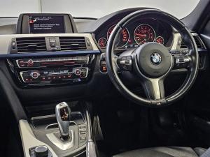 BMW 3 Series 320i Sport Line - Image 13