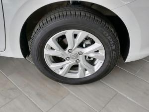 Suzuki Swift 1.2 GL+ manual - Image 14