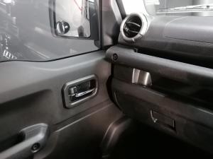 Suzuki Jimny 1.5 GLX AllGrip 3-door auto - Image 25