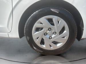 Hyundai Grand i10 1.0 Premium hatch - Image 12