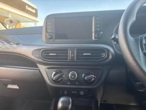Hyundai Grand i10 1.0 Premium hatch - Image 18