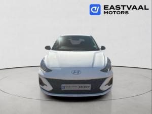 Hyundai Grand i10 1.0 Premium hatch - Image 2