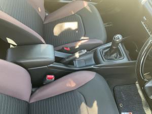 Toyota Starlet Cross 1.5 XS manual - Image 12