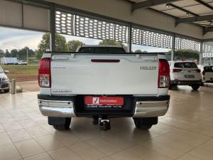 Toyota Hilux 2.4GD-6 single cab Raider manual - Image 5