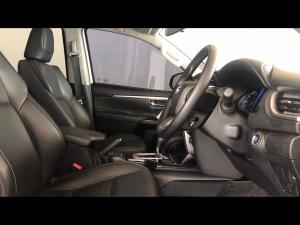 Toyota Fortuner 2.4GD-6 auto - Image 10