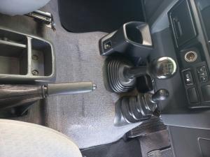 Toyota Land Cruiser 79 4.5D-4D LX V8 single cab - Image 10