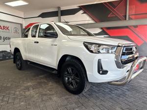 Toyota Hilux 2.4GD-6 Xtra cab Raider manual - Image 1