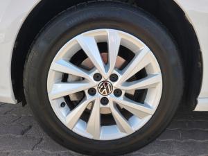 Volkswagen Polo Vivo hatch 1.4 Life - Image 18