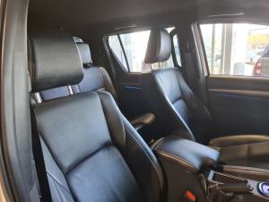 Toyota Hilux 2.8GD-6 double cab 4x4 Legend auto - Image 12