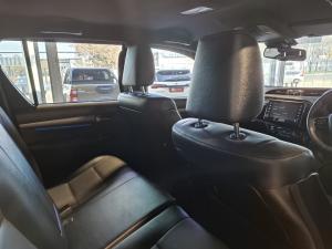 Toyota Hilux 2.8GD-6 double cab 4x4 Legend auto - Image 13