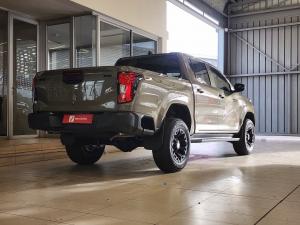 Toyota Hilux 2.8GD-6 double cab SRX 4x4 - Image 2