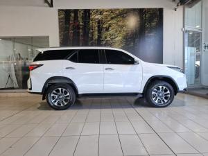Toyota Fortuner 2.8GD-6 4x4 - Image 3