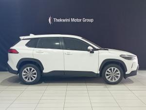 Toyota Corolla Cross 1.8 Xi - Image 3