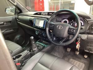 Toyota Hilux 2.8GD-6 Xtra cab 4x4 Legend 50 - Image 6