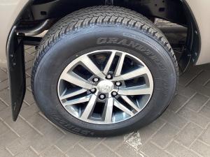 Toyota Hilux 2.8GD-6 Xtra cab 4x4 Legend 50 - Image 17