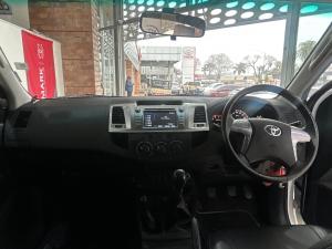 Toyota Hilux 3.0D-4D Xtra cab 4x4 Raider Legend 45 - Image 6