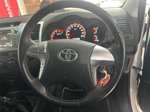 Toyota Hilux 3.0D-4D Xtra cab 4x4 Raider Legend 45 - Image 8