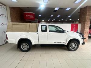 Toyota Hilux 3.0D-4D Xtra cab 4x4 Raider Legend 45 - Image 3