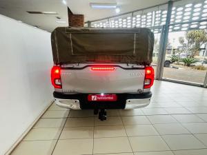 Toyota Hilux 2.8GD-6 single cab Raider auto - Image 5
