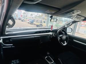 Toyota Hilux 2.8GD-6 single cab Raider auto - Image 6