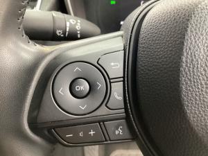 Toyota Corolla 1.8 Hybrid XS - Image 9