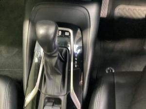 Toyota Corolla 1.8 Hybrid XS - Image 12
