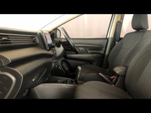 Suzuki Ertiga 1.5 GL manual - Image 7