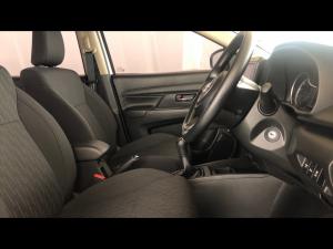 Suzuki Ertiga 1.5 GL manual - Image 10