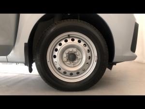 Suzuki Ertiga 1.5 GA - Image 17