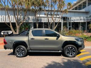 Toyota Hilux 2.8GD-6 double cab 4x4 Legend 55 - Image 3