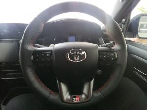 Toyota Fortuner 2.8GD-6 4x4 GR-Sport - Image 8