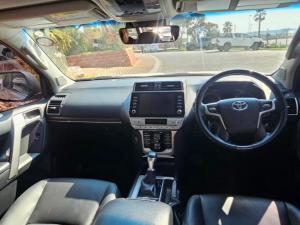 Toyota Land Cruiser Prado 2.8GD VX-L - Image 6
