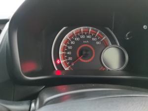 Toyota Vitz 1.0 XR manual - Image 11