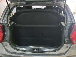 Toyota Vitz 1.0 XR manual - Image 17