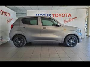Toyota Vitz 1.0 XR manual - Image 3