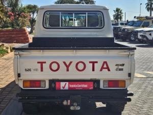 Toyota Land Cruiser 79 4.5D-4D V8 double cab LX Namib - Image 5