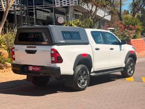Toyota Hilux 2.8GD-6 double cab 4x4 Raider auto - Image 2