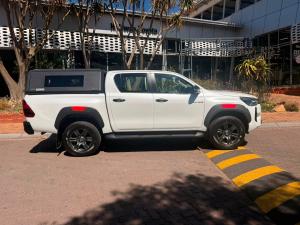 Toyota Hilux 2.8GD-6 double cab 4x4 Raider auto - Image 3