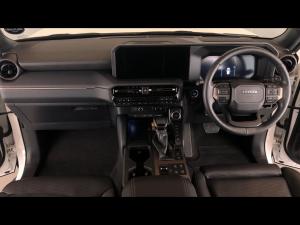 Toyota Land Cruiser Prado 2.8GD VX-R - Image 6