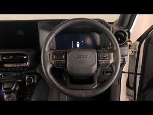 Toyota Land Cruiser Prado 2.8GD VX-R - Image 8