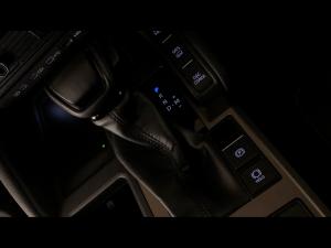 Toyota Land Cruiser Prado 2.8GD VX-R - Image 15