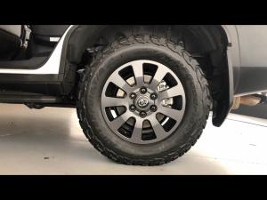 Toyota Land Cruiser Prado 2.8GD VX-R - Image 19