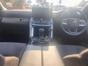 Toyota Land Cruiser 300 3.3D GX-R - Image 6