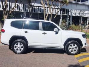Toyota Land Cruiser 300 3.3D GX-R - Image 3