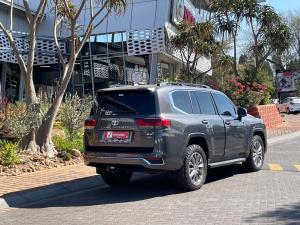 Toyota Land Cruiser 300 3.3D ZX - Image 2