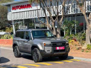 Toyota Land Cruiser Prado 2.8GD VX-R - Image 1